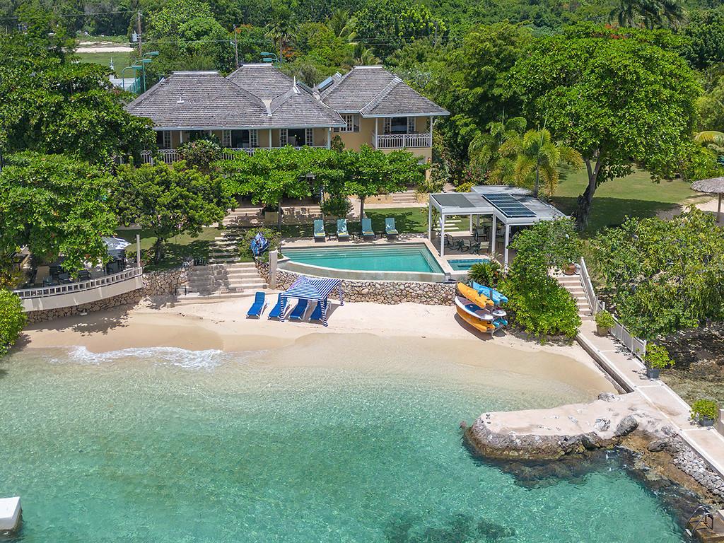 Sugar Bay Villa – Luxury Private Beachfront Villa in Discovery Bay, Jamaica